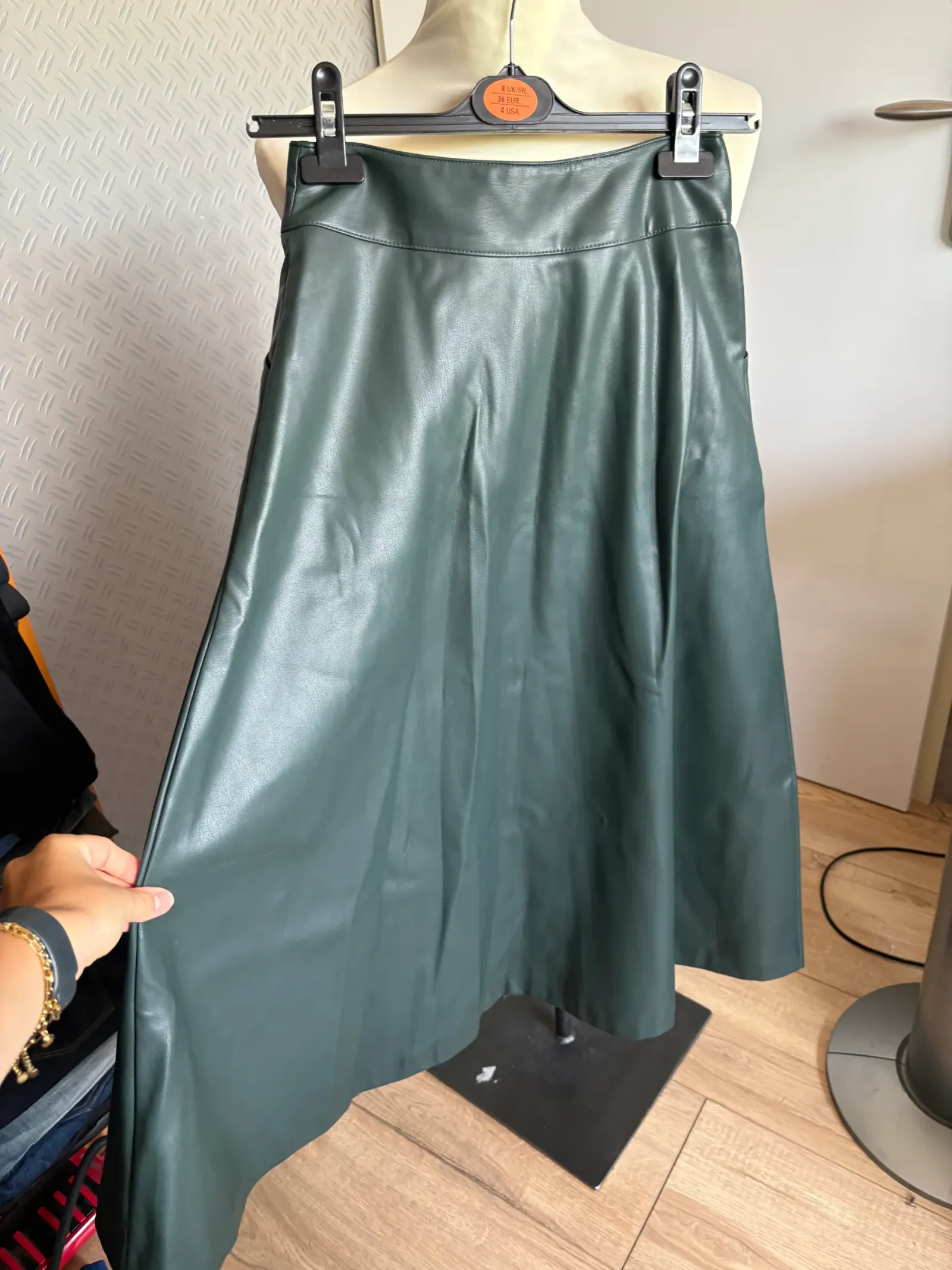 Zara rok maxiskirt leatherlook xs – foto 5 van 7