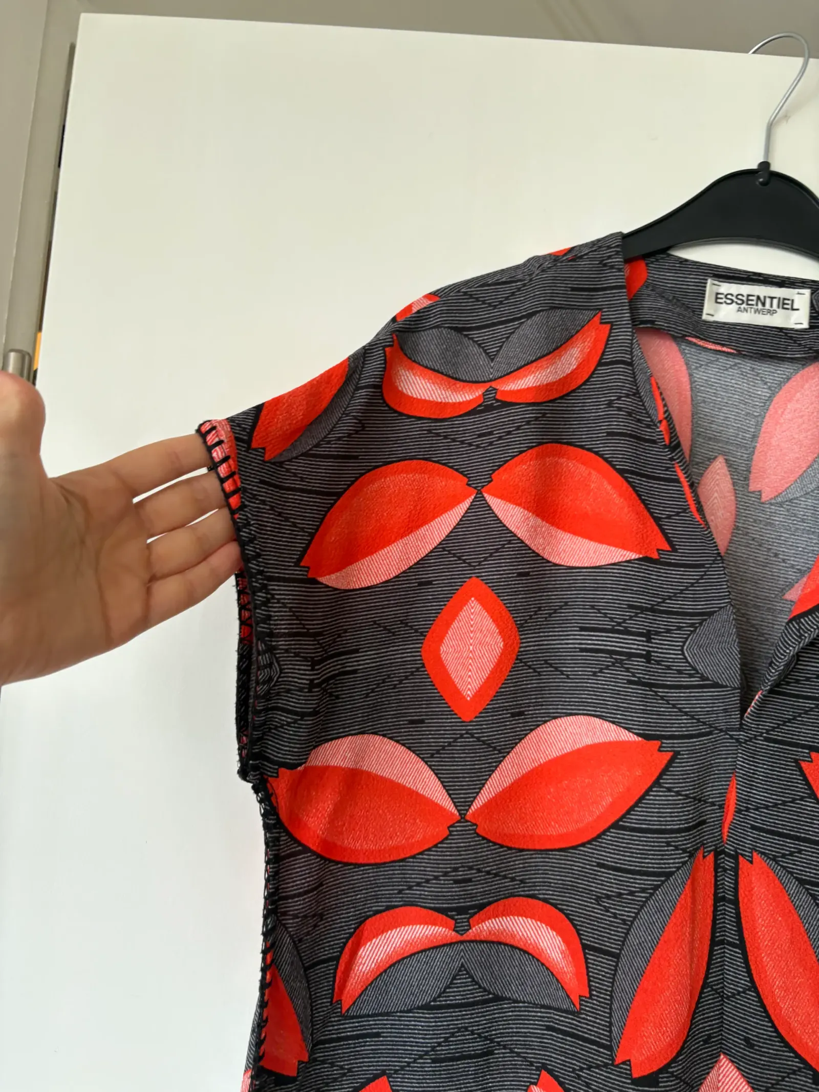 Essentiel Antwerp top tuniek 36 – foto 3 van 6
